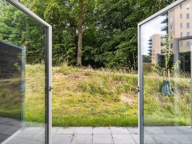 Yderst unik 2 værelses lejlighed med stor terrasse