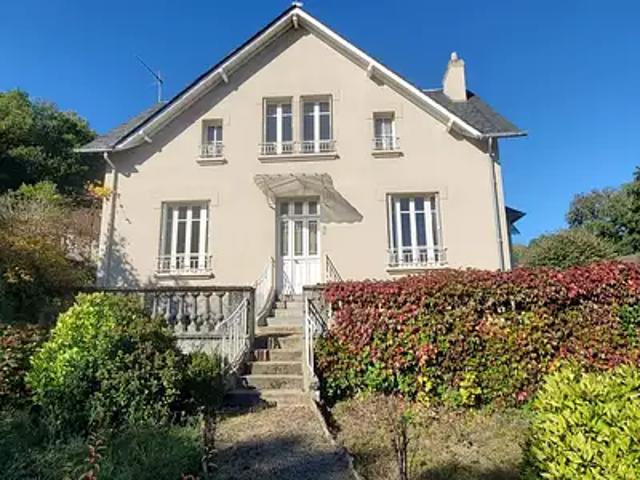 Ydes 15210 Achat / Vente maison 6 pièces t6