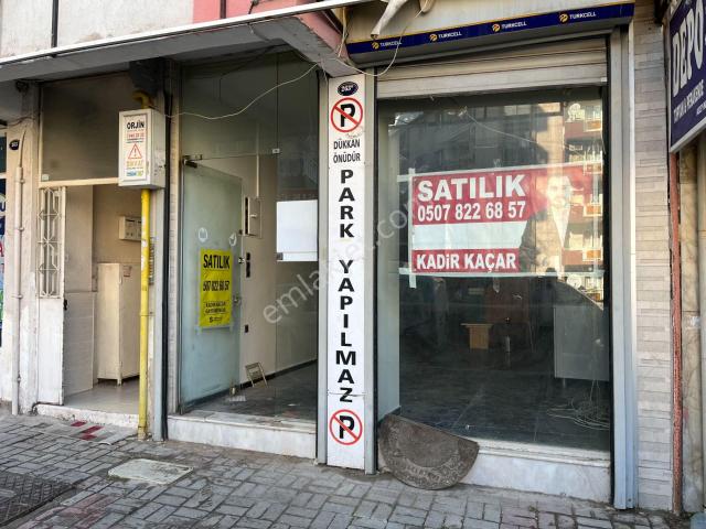 Yeşilyurt Ordu Caddesi'nde Merkezi Konum'da 75 M² Satılık Dükkan