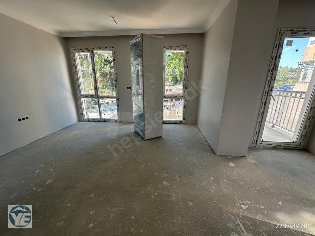 YEŞİLYURT EMLAKTAN SIFIR BİNADA 2+SALON 75M2 1.KAT
