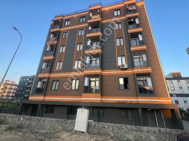 Yeşil Bahçe Gayrimenkulden Süper Konumda Kiralık 1+1