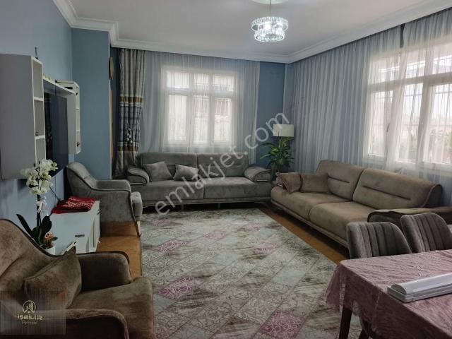 Yeşil Evler 475 Mt Müstakil 5+1 Kapali Mutfak Ve İş Yeri