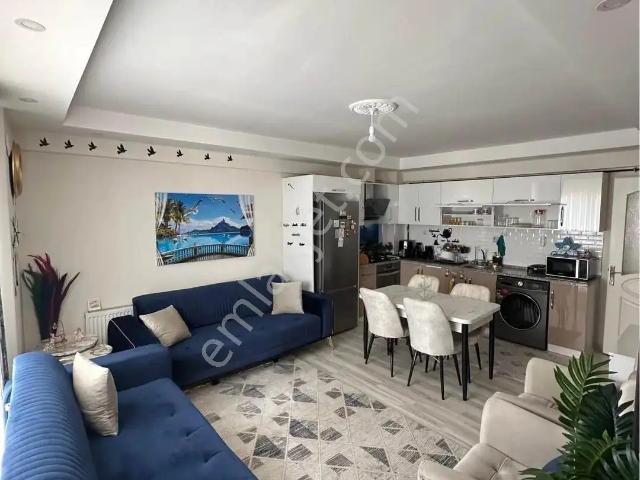 Yeşil Mahalle'de 3. Kat 2+1 Açık Mutfak Daire