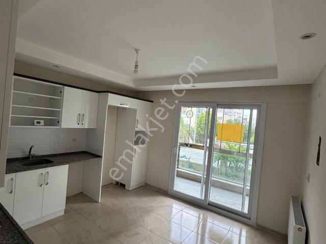 Yeşil Mahallede 3+1 Kiralık Daire