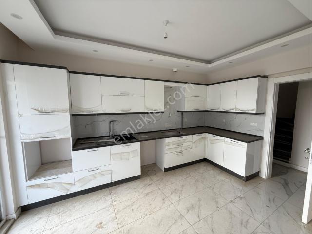 Yeşil Mahallede Ultra Lüks Dairemi Kiralıktır