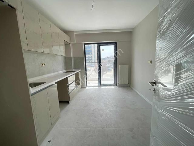 Yeşilova Mah Sıfır 2+1 Bağımsız Mutfak