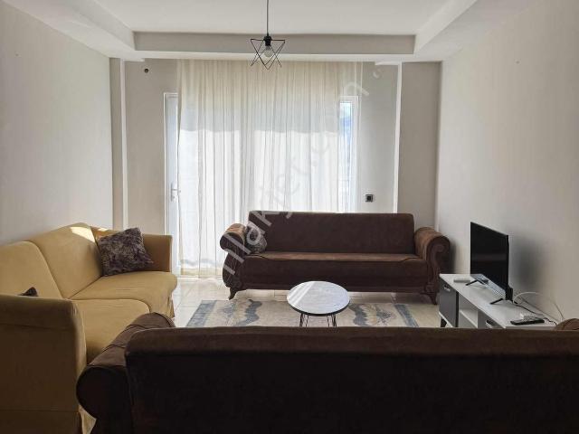 Yeşilovacık Eşyalı Denize 300 M