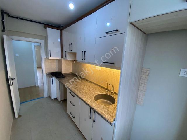 Yeşilova'da Site İçinde Kiralık Doğalgazlı 2+1 Daire