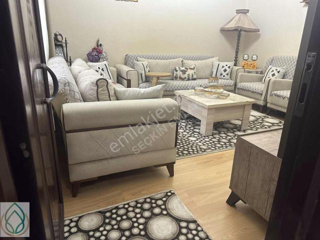 Yeşilovada 2+1 Satılık Daire