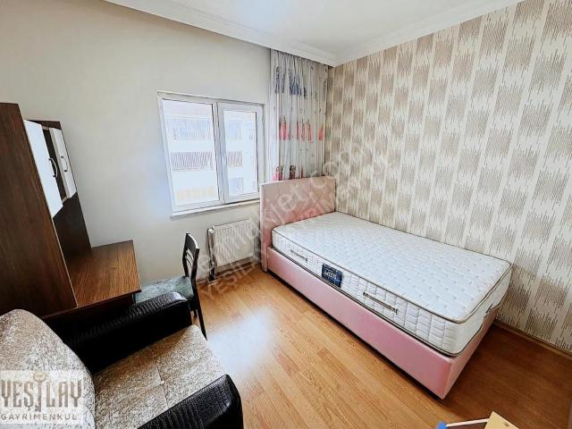 Yeşilay Gayrimenkul Den Kırmızı Tokilerde 2+1 Satılık Daire