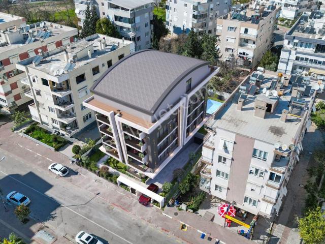 Yeşilbahçede Kapalı Otoparklı Ultra Lüks Sıfır 3+1ler