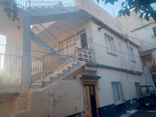 Yeşilevler Cuma Pazarı Arkası Narlıca Mevkisi 2 Katlı Satılık Ev
