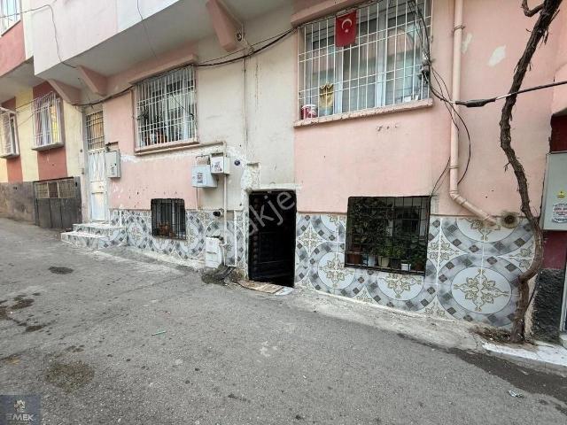 Yeşilevler Satılık 2+0 Giriş Daire