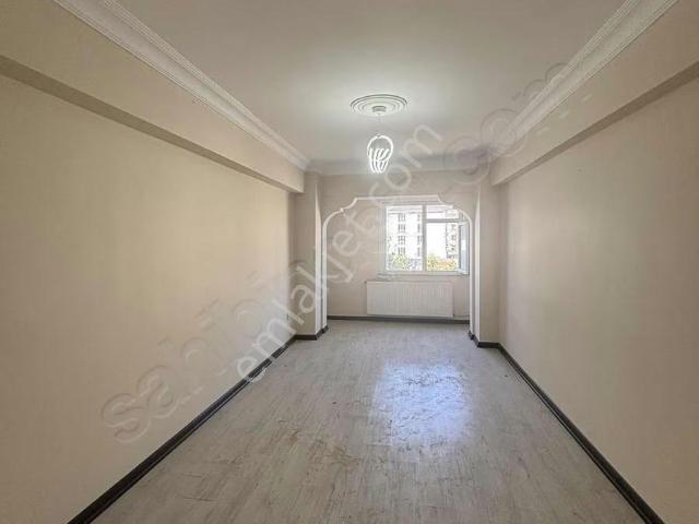 Yeşilkent Mahallesinde Kiralık 2+1