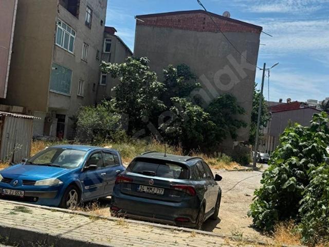 Yeşilkent Mahallesinde 162 m Hisseli Satılık Tarla Yatırıma Uygun
