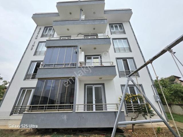 Yeşilyurtta 160 M² Bahçe Dubleks! Aile Yaşamı İçin Ferah Bir Ev