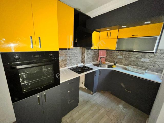 Yeşilyurt Hastane Yakını 3+1 120m2 Köşe Ferah Daire
