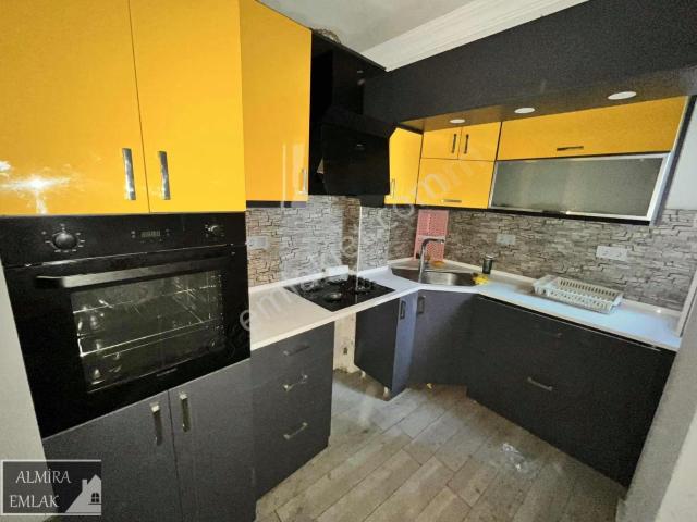Yeşilyurt Hastane Yakını 3+1 120m2 Köşe Ferah Kiralık Daire