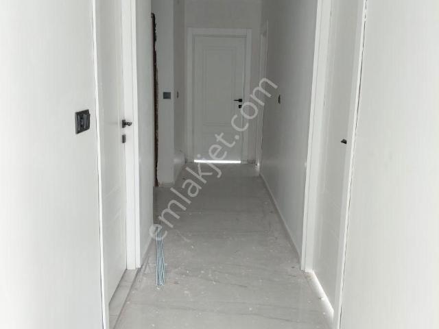 Yeşilyurt Mahallesinde Satlık 2+1 Sıfır Daire