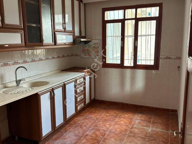 Yeşilyurt Mahallesi'nde 2+1 Kiralık Daire