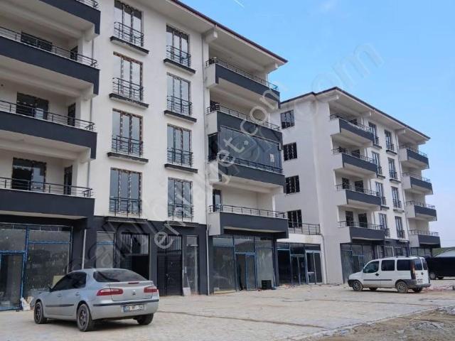 Yemişlik Oto Galerilerin Yanı Satılık Daire