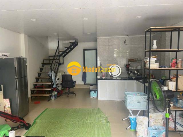 Yên mỹ bán đất tặng nhà 2 tầng đẹp 40m2 ô tô 20m tc quanh 4 tỷ
