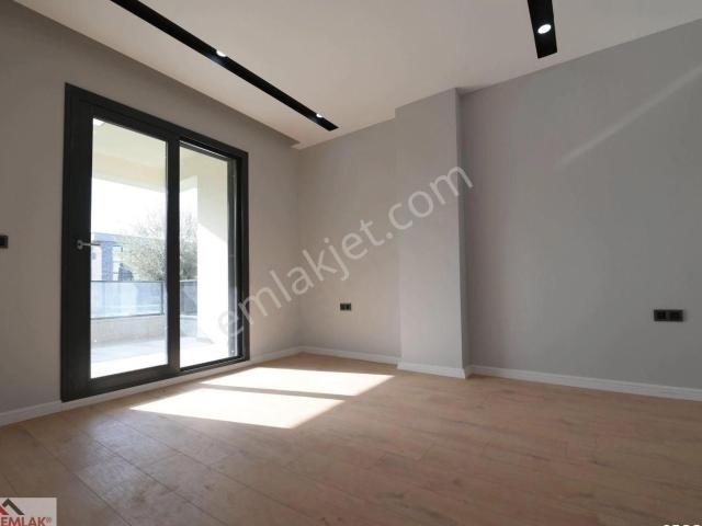 Yener Emlak'tan Altınolukta Denize100mt Siteiçi Loft Konsept Villa