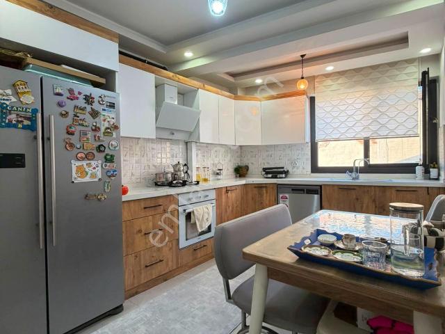 Yeni Mah. 4+1 Full Lüks Teraslı Otoparklı 4 Yıllık Çatı Dubleks