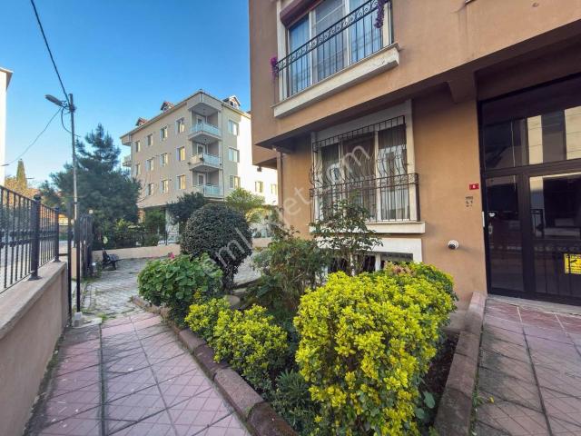 Yeni Mah. Ebeveyn Banyolu Otoparklı Asansörlü Kiralık 3+1 Daire