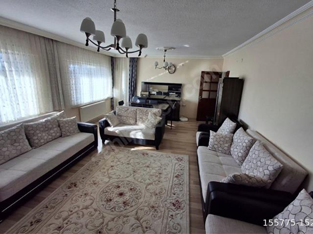 YENİMAHALLE BATI SİTESİ MAH. SİTE İÇERİSİNDE 3+1 EN ÜST KATTA SATILIK DAİRE