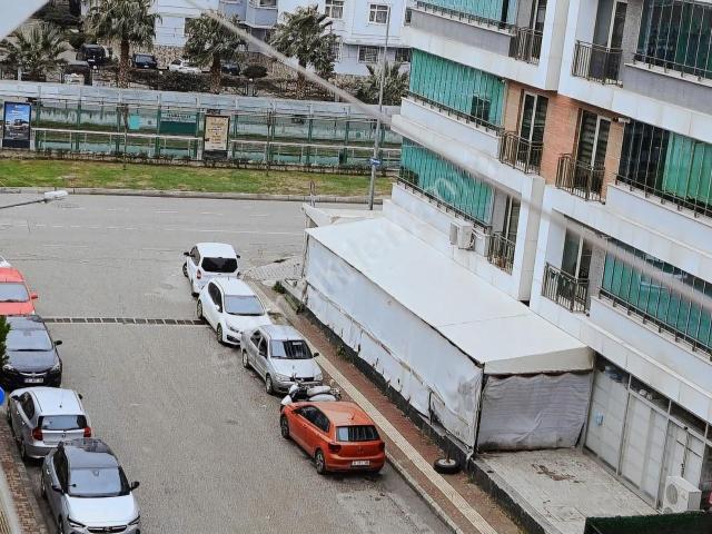 Yeni Mahalle Tramvay Durağının 50 Metre Altında 3+1 Fırsat Daire