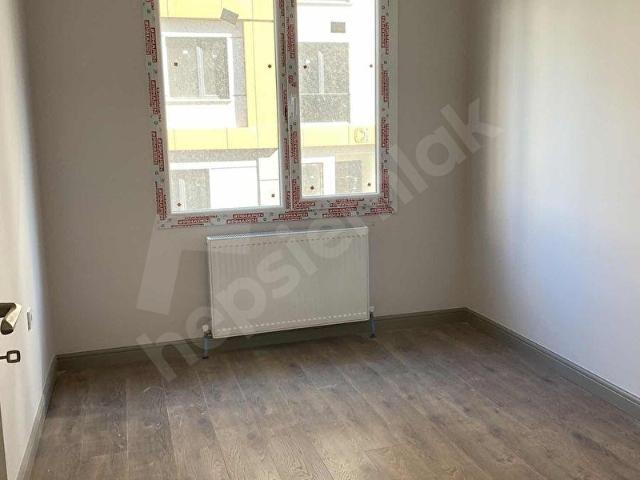 YENİ MAHALLEDE 2+1 SİTE İÇİNDE SATILIK DAİRE
