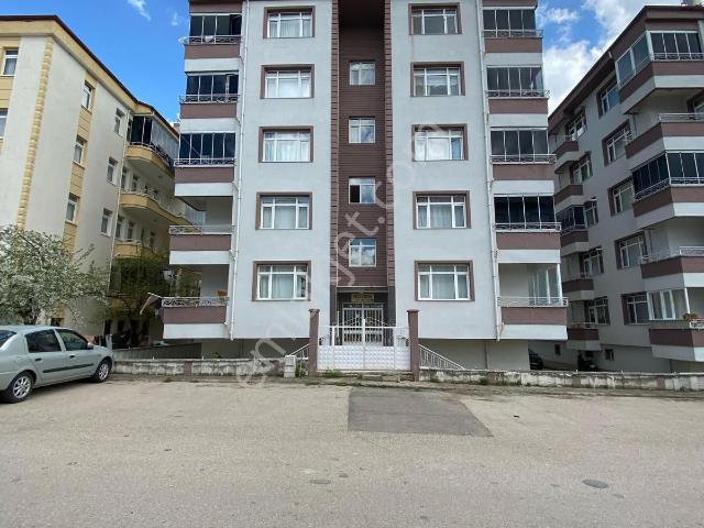 Yeni Mahallede Satılık Geniş 3+1 Daire