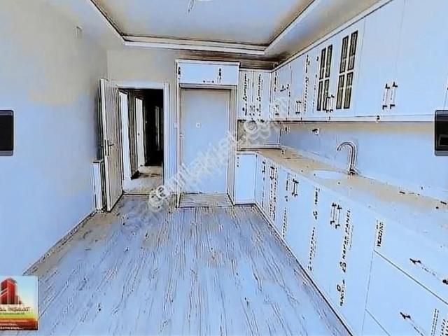 Yeni Mahallede Satılık 3+1 Daire