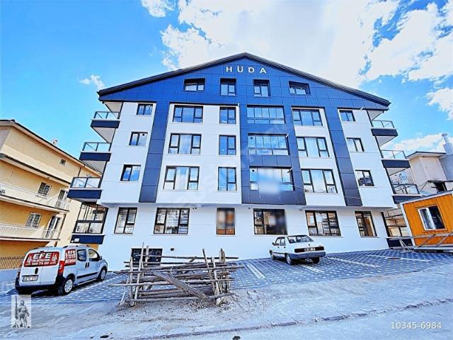 YENİMAHALLEDE SIFIR LÜKS KONFORLU ULAŞIMA ŞEHİR HAS. YAKINI 1+1