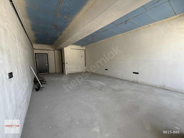 YENİMALLE İVEDİK OSB İŞ MERKEZİNDE SATILIK OFİS