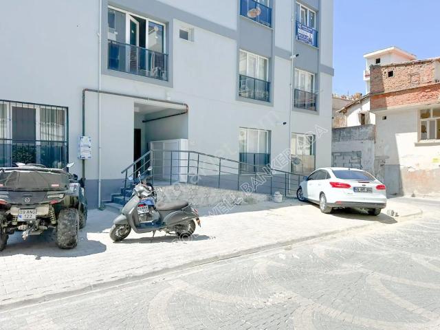 Yeni Belediye Arkası Sıfır Bina Yerden Isıtmalı Kiralık 1+1daire