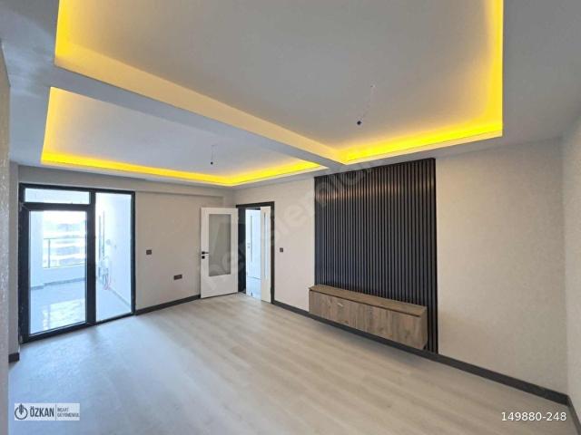YENİ BİNADA OTURUMA HAZIR SIFIR 60 M2 1+1 LÜKS DAİRE