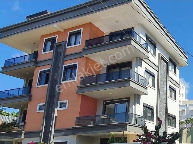 Yeni Binada 1+1 85 M2 Geniş Ve Kullanışlı, 3. Katta Daire