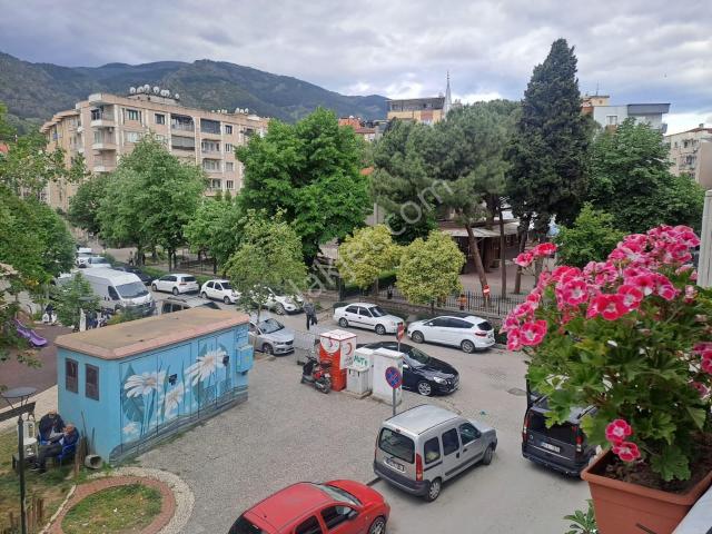 Yeni Cami Mevki Parka Bakıyor Önü Açık Full Öz.satılık Arakat