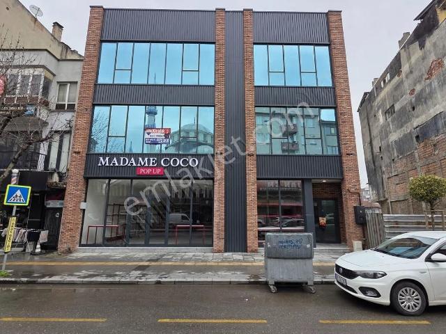 Yeni Cami Ve Bulvara 300 M Sakarya Caddesi Üzerinde Kiralık Ofis