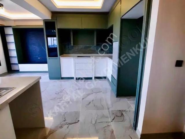 Yeni Ceza Evi Karşısı Satılık 3.5+1 Ultra Lüxs Daire