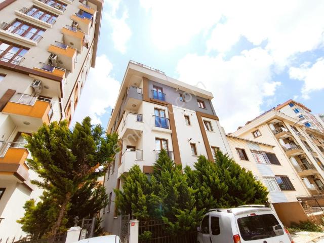 Yeni Evleneceklere Ve Aileye Uygun Genç Binada 2+1 Daire