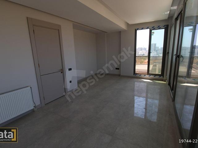 YENİŞEHİR MARKA PROJEDE 2+1 SATILIK MERKEZİ KONUMLU LÜX OFİS