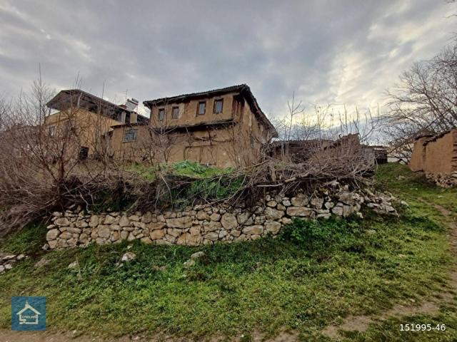 YENİŞEHİR YAZILI MH.DE KÖY İÇİ 632m2 ARSA İÇİNDE ESKİ KÖY EVİ