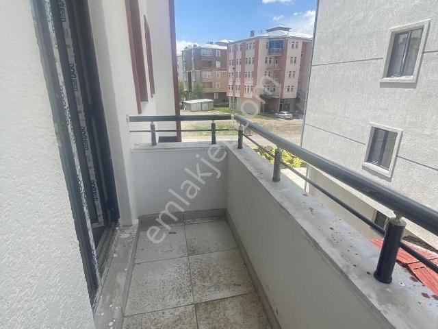 Yenişehir Dsi Yanı Servis Güzergahı Üzerinde Kiralık 2+1'ler