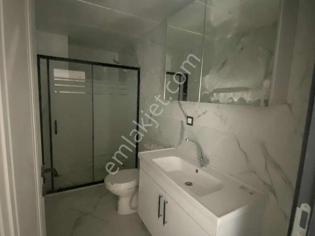 Yenişehir Emniyet Karşı Çaprazı Arakat Kiralık 2+1