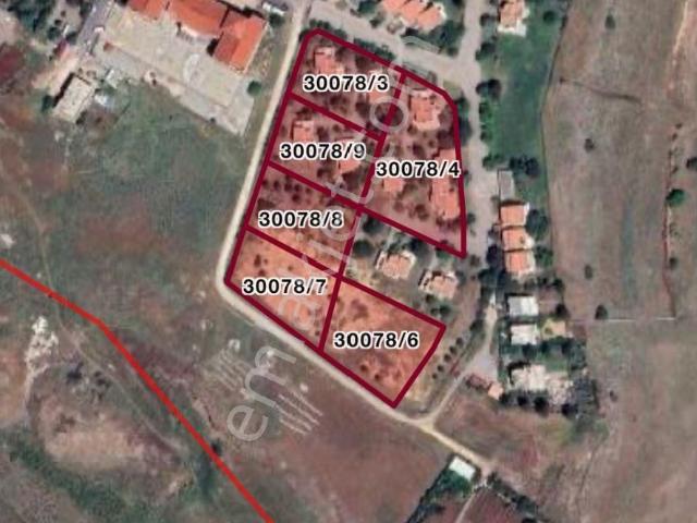 Yenişehir Köşkler Mevkinde Satılık 12 Bloklu Villa Ve Arsa