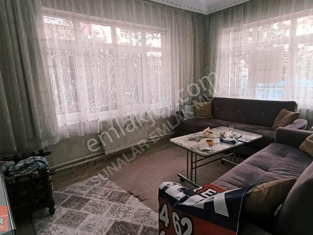 Yenişehir'de Ful Yapılı, Zemin Kat 3+1 Daire