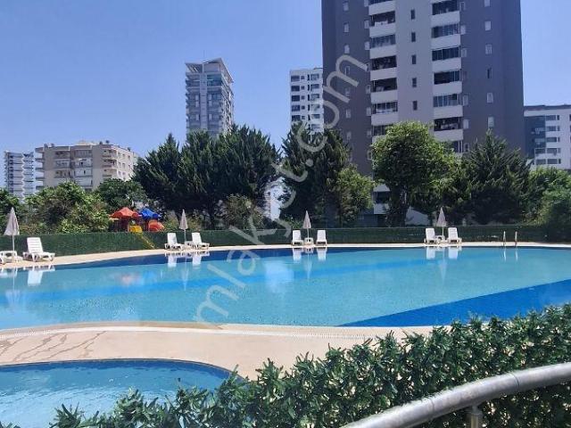 Yenişehir'de Kiralık 3+1 Lüx Konut